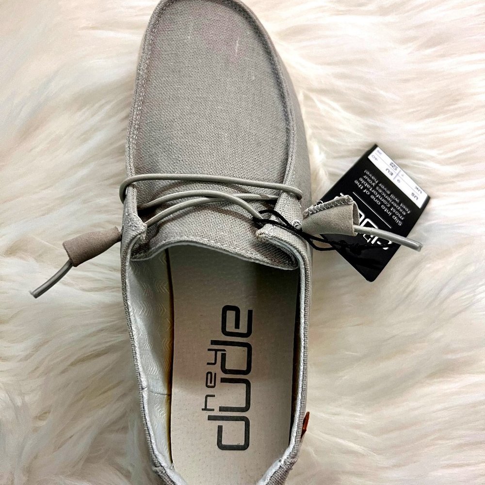 NWT Hey Dude Women's Wendy Chambray Light Grey